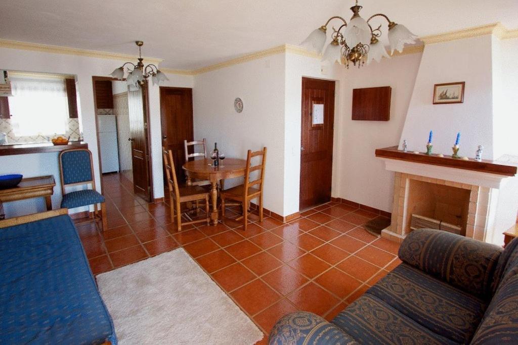 Apartamentos Os Descobrimentos Burgau Exterior photo